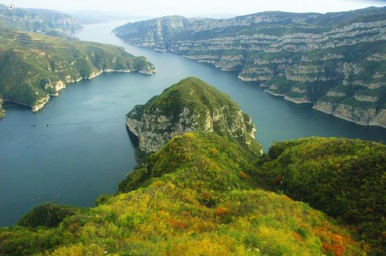 到黃河三峽“飛”黃河、拜孔子、探溶洞