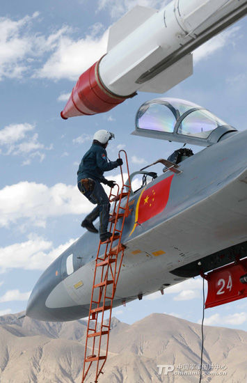 韓媒稱我殲11殲10應(yīng)配遠(yuǎn)程巡航導(dǎo)彈備戰(zhàn)南海 韓媒稱我殲11殲10應(yīng)配遠(yuǎn)程巡航導(dǎo)彈備戰(zhàn)南海