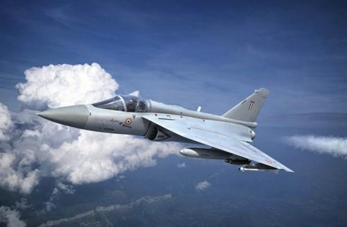 印度稱LCA戰(zhàn)機完成武器試驗 印度稱LCA戰(zhàn)機完成武器試驗