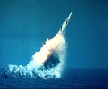 我國研巨浪-1潛射導彈無仿制對象靠自已摸索 我國研巨浪-1潛射導彈無仿制對象靠自已摸索