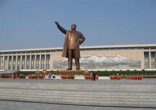 韓國稱或利用導彈對平壤等大城市的金日成、金正日銅像進行精密打擊