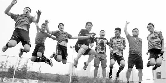 米蘭圈河南站隊發(fā)揮小快靈的風格，以一個凈勝球的優(yōu)勢晉級